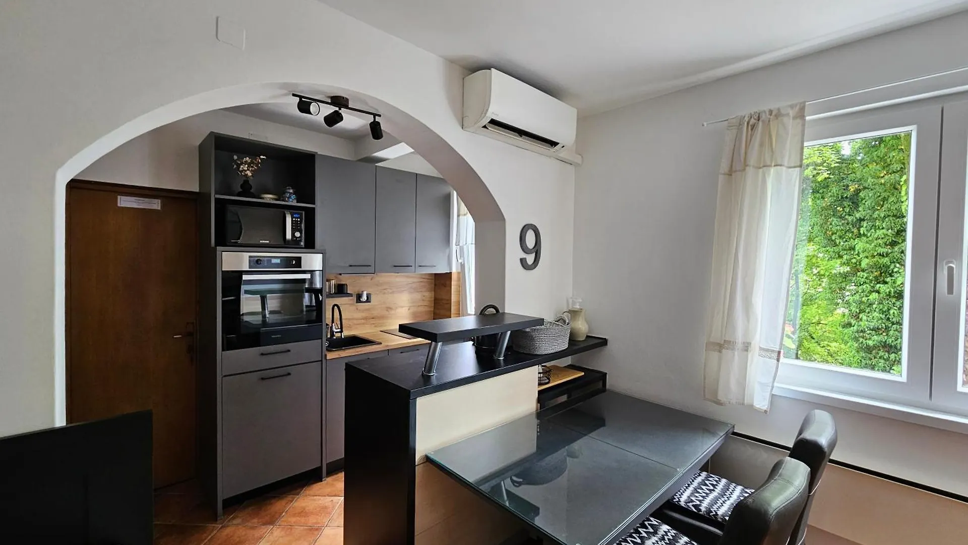 Apartman Ena, Strict Center, Sea View Οπατία Κροατία